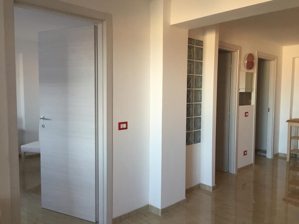 Baia Giardini Apartments Esterno foto